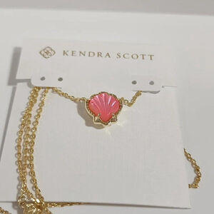 🐚 Kendra Scott Brynne Shell Gold Necklace